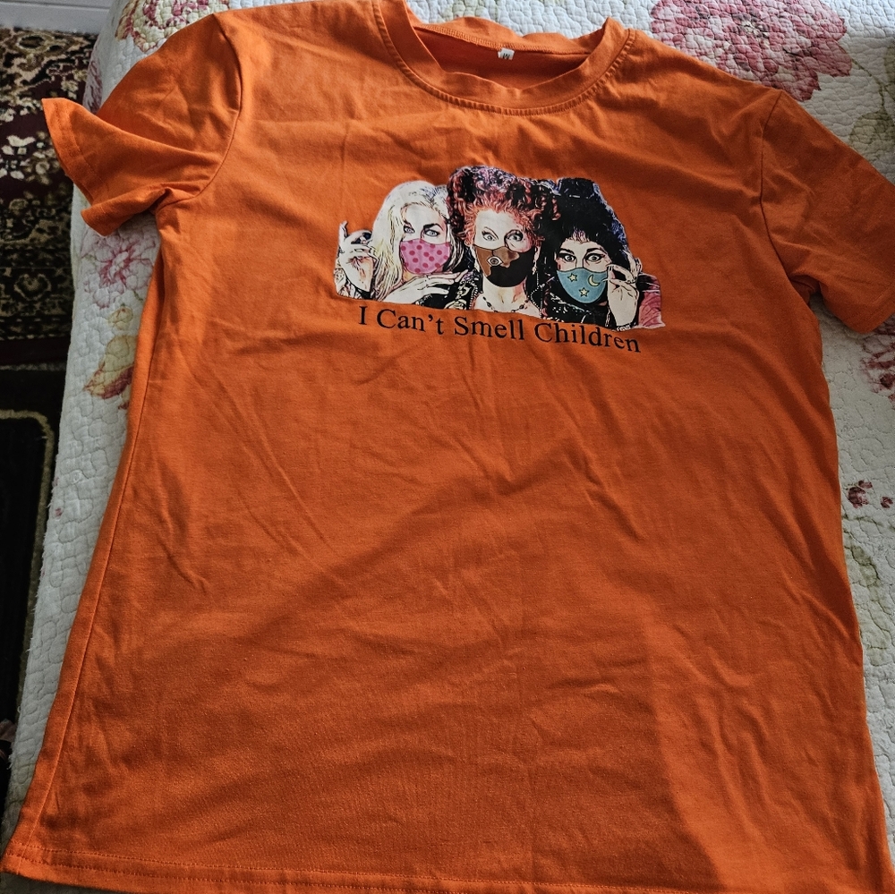 Woman Hocus Pocus t-shirt Halloween